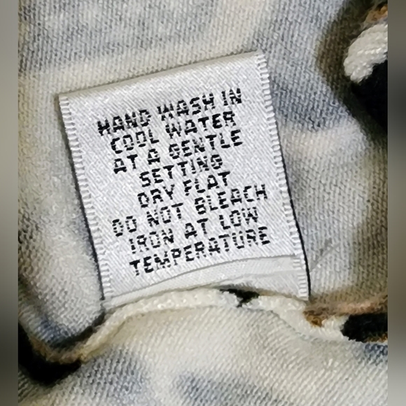 CACHE sizeS Leopard Print Pearl's Jewels & Bows Print Embellished w/ Rinestones - Picture 12 of 16